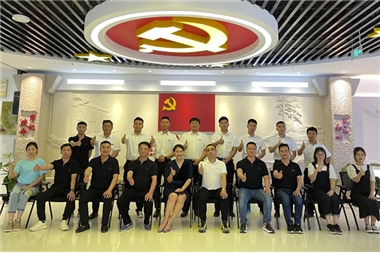 Joborn Machinery organiza treinamento de etiqueta empresarial